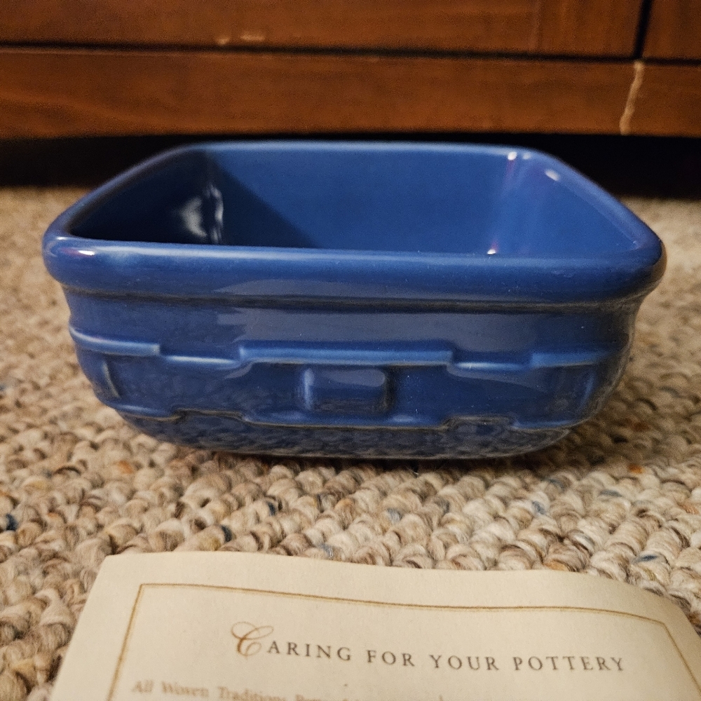 Longaberger Pottery Woven Traditions Soft Square Small Bowl Cornflower - Picture 4 of 8